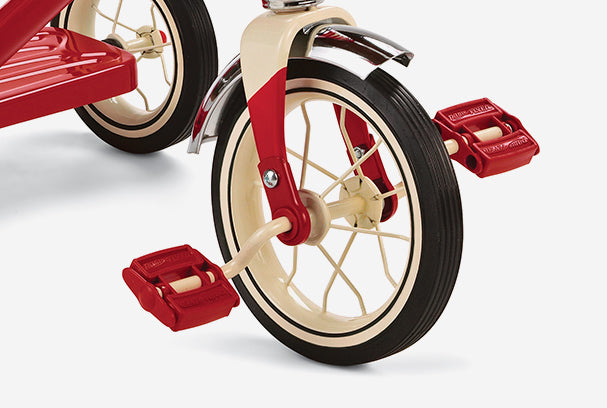 Classic Red Tricycle – Radio Flyer