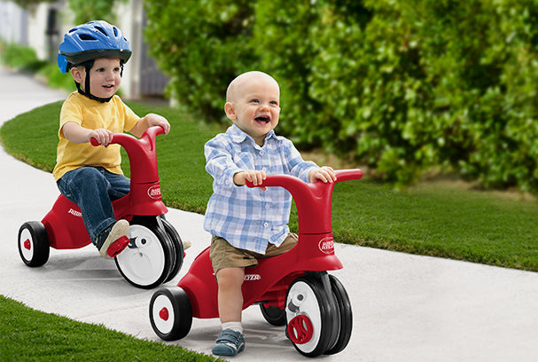 Scoot 2 Pedal Radio Flyer