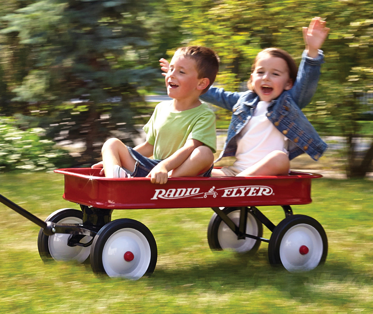 Vintage Red Wagon Wooden Metal Radio Flyer